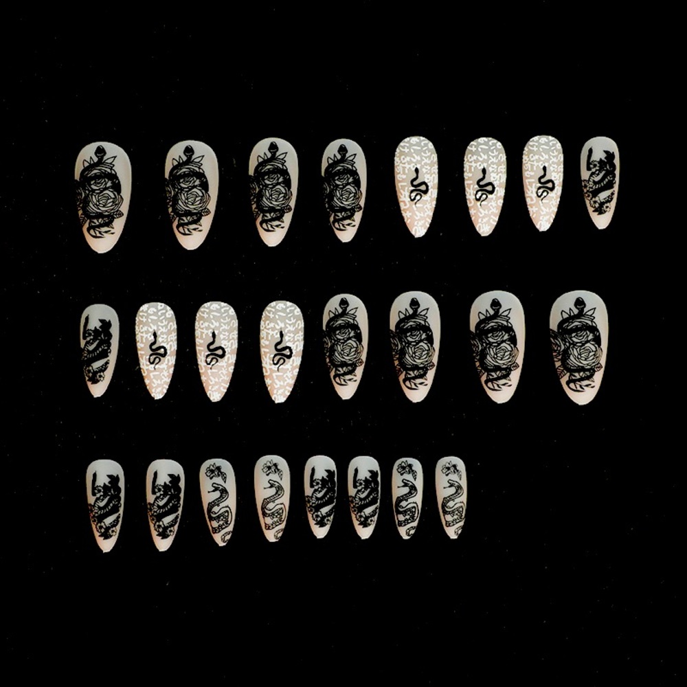 💅💅💅A set of finished manicures🎈🎈🎈